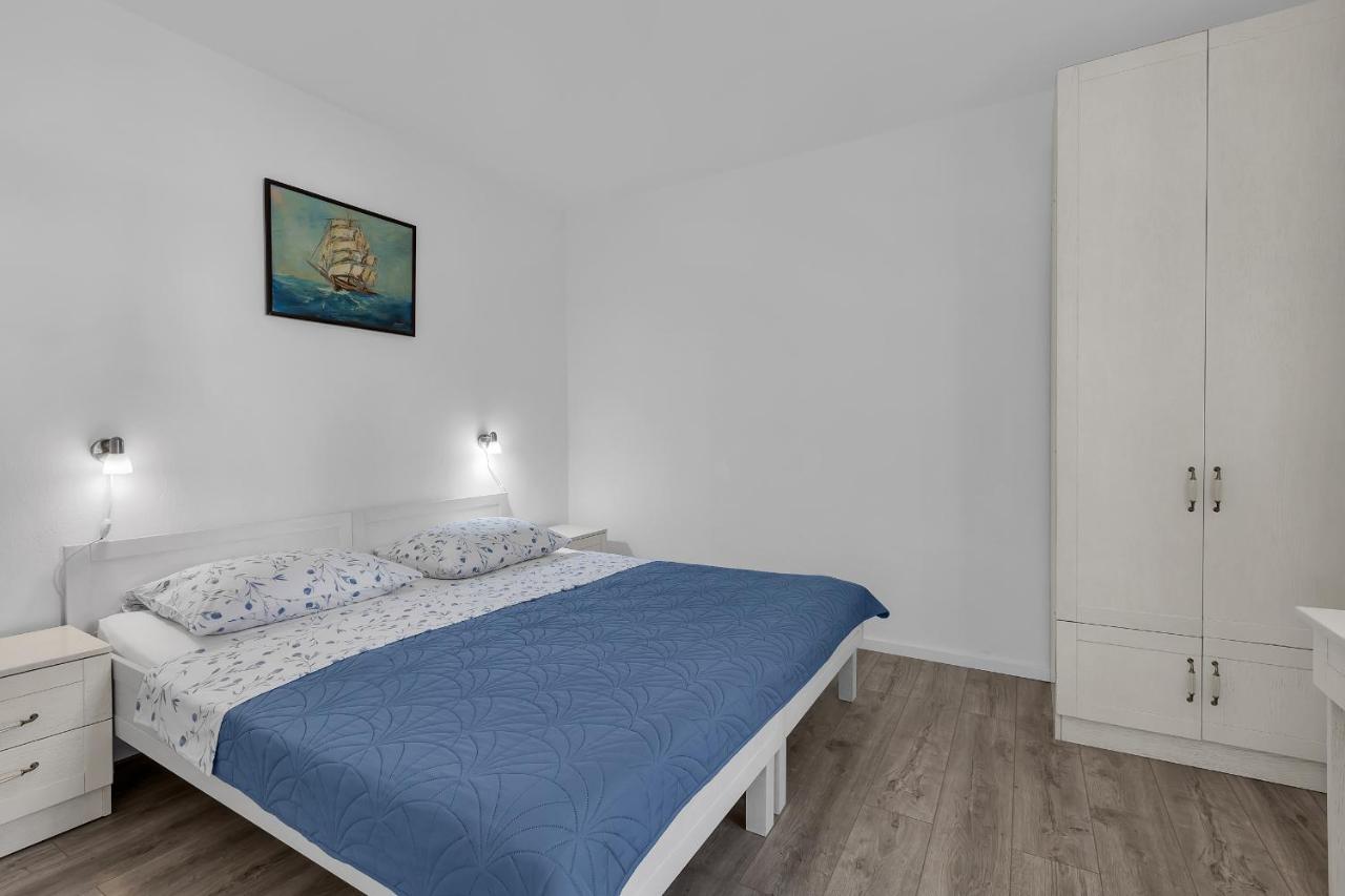 Apartments By The Sea Podgora, Makarska - 2596 Экстерьер фото