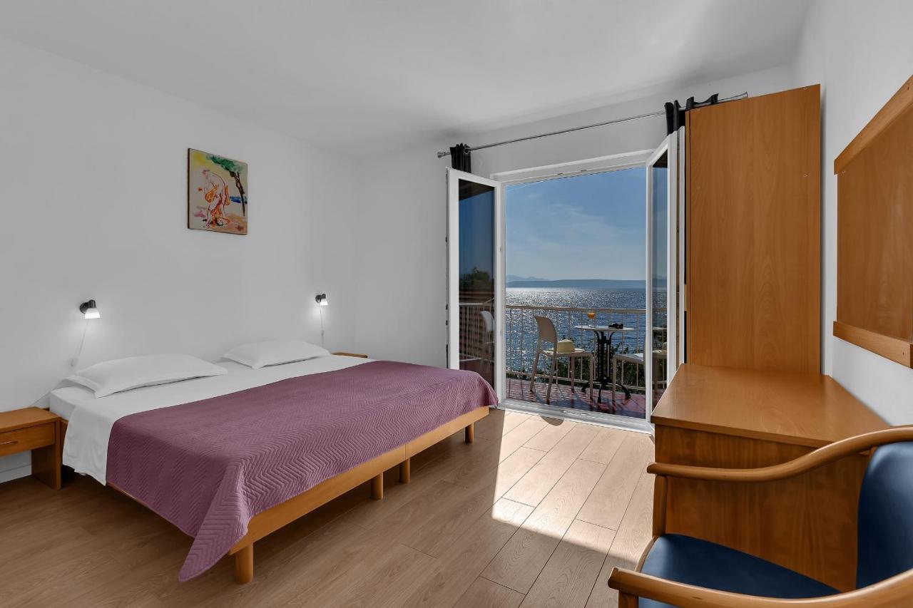 Apartments By The Sea Podgora, Makarska - 2596 Экстерьер фото